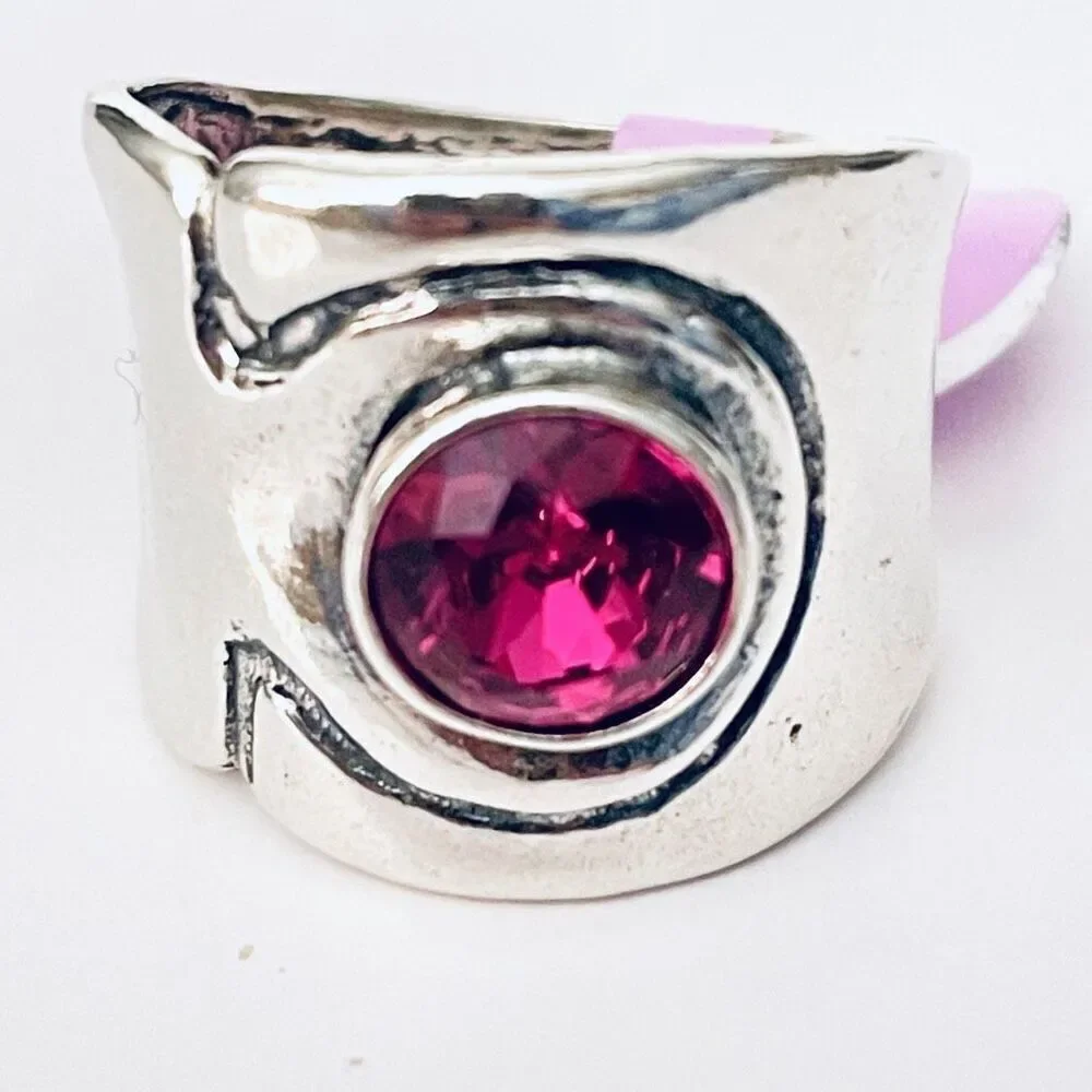NWT Gorgeous Sz 9 Made in Israel .925 Sterling Silver Thick Pink Big Stone Ring